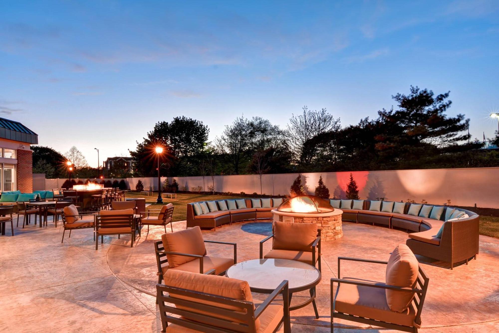 Courtyard By Marriott Long Island Islip/courthouse Complex 3* Central Islip